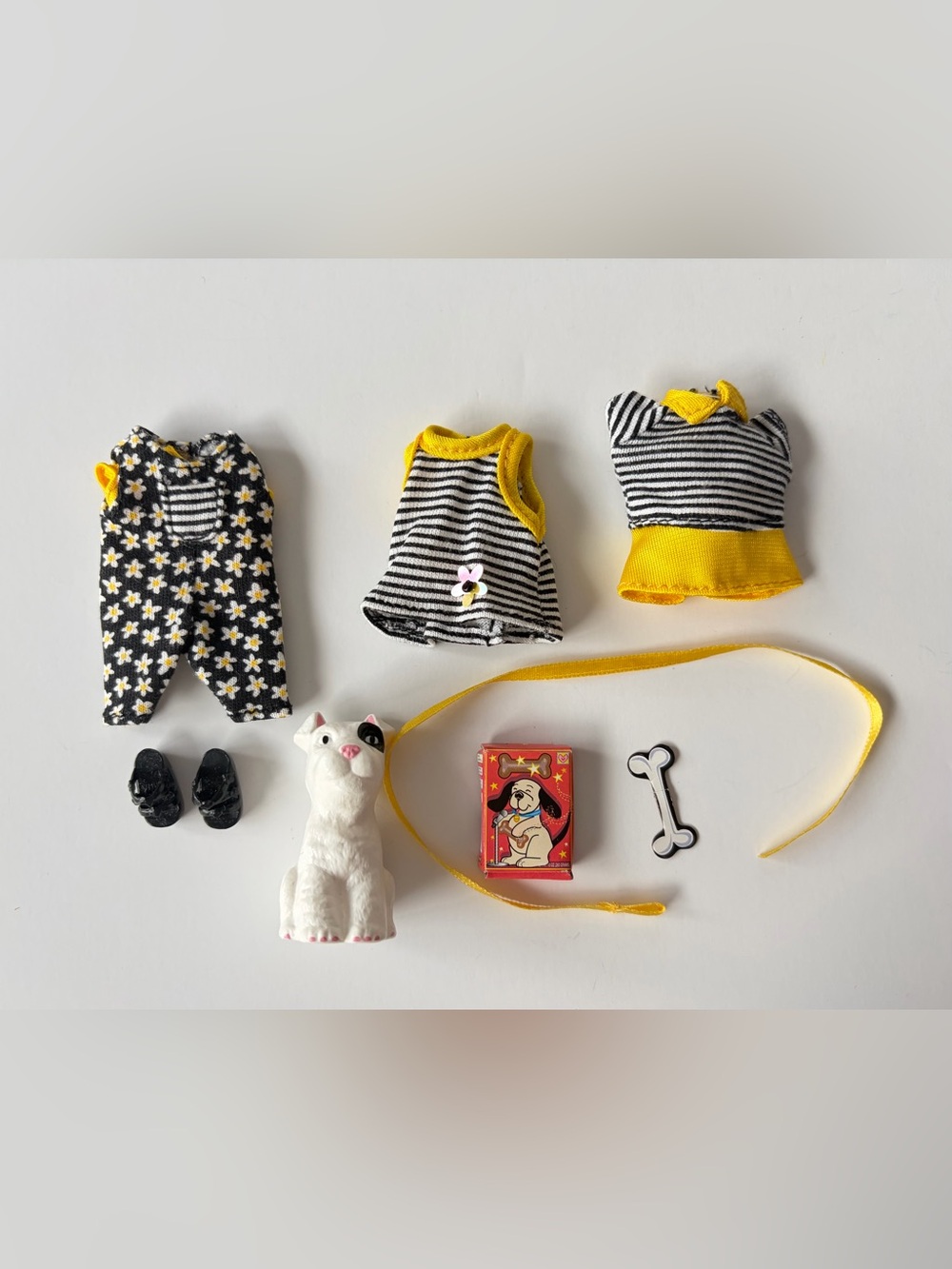 Barbie Kelly doll clothes set with dog
